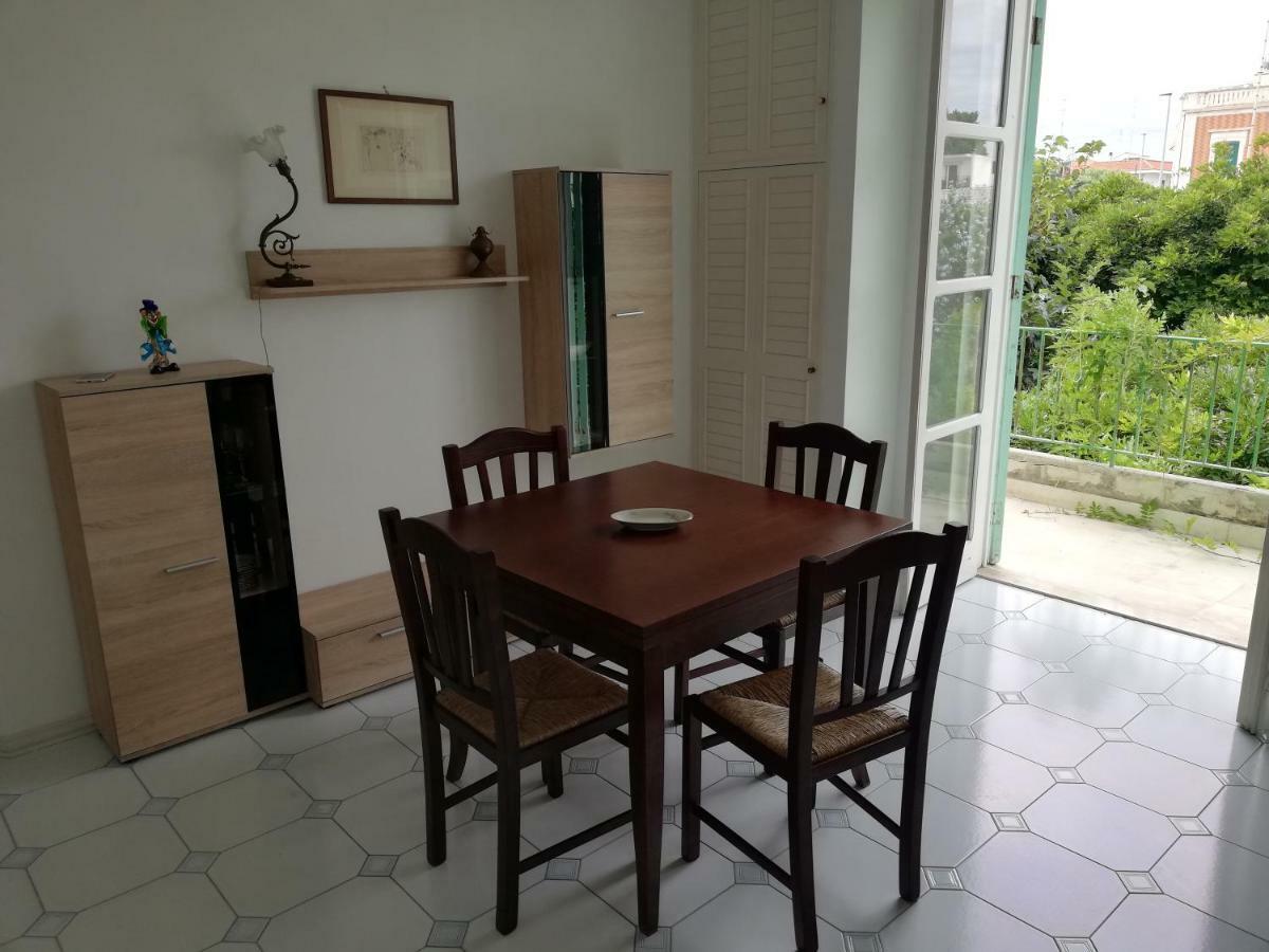 Villa Parisi Bari Eksteriør billede
