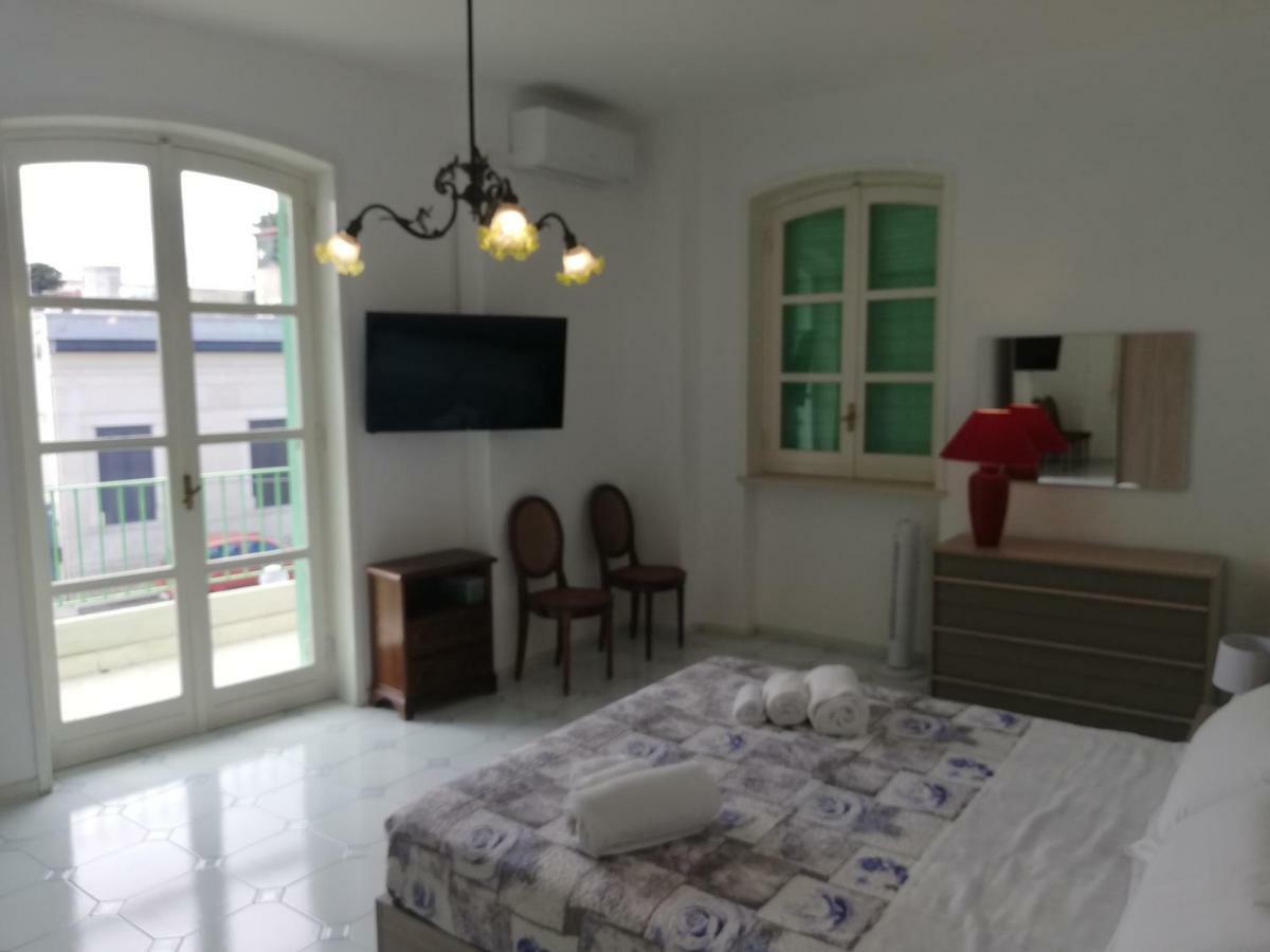 Villa Parisi Bari Eksteriør billede